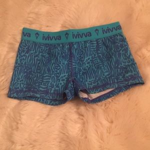 Ivivva animal print shorts